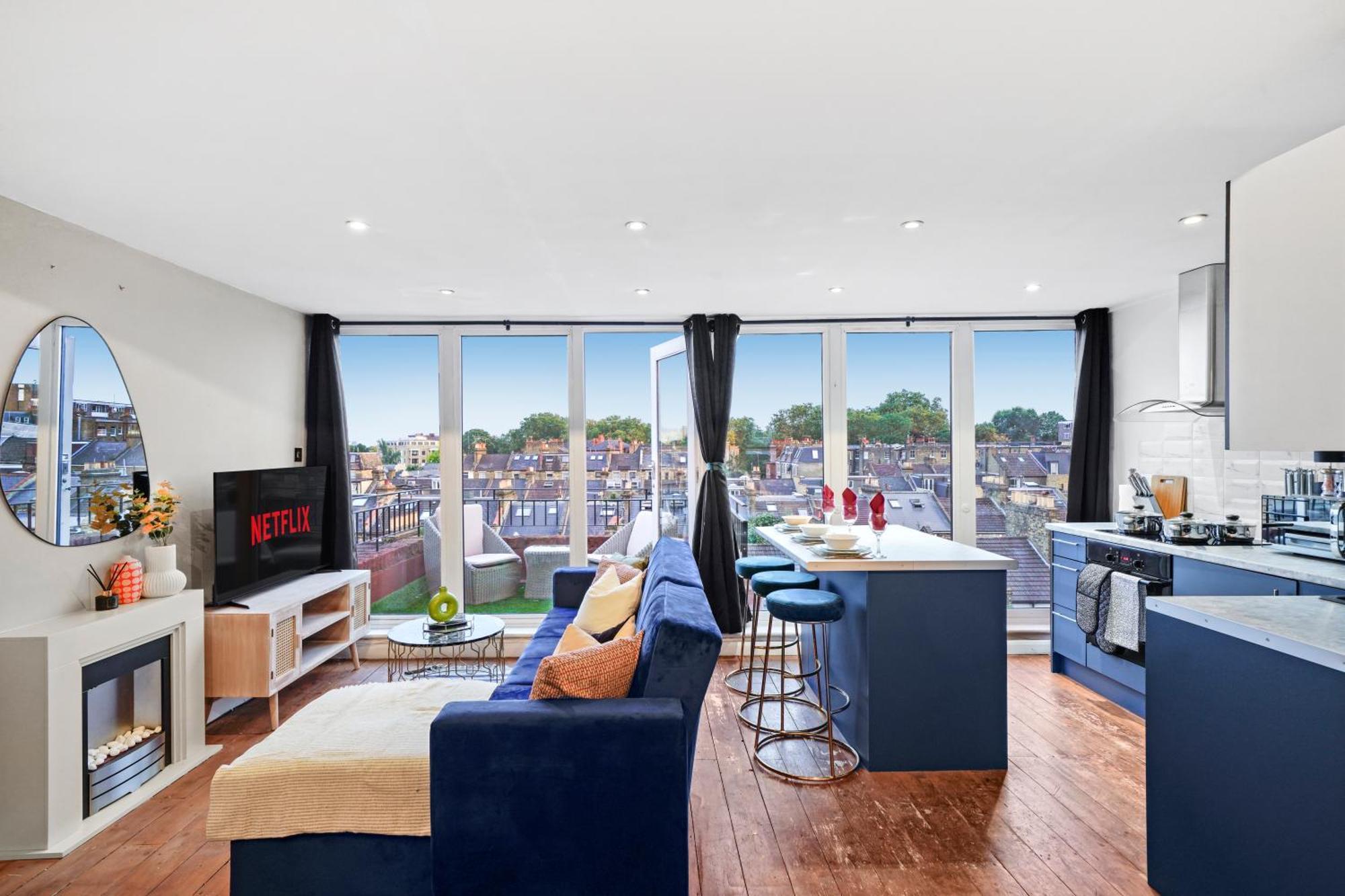 Stylish Flat In Fulham - Great Views!- Sleeps 6 Apartment London